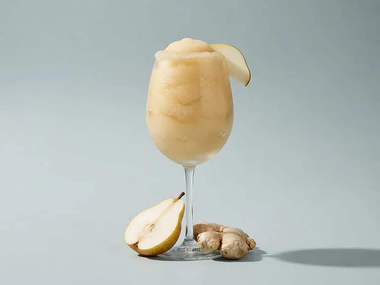 Winter-Birnen-Bellini im Glas, Kategorie Mit Alkohol